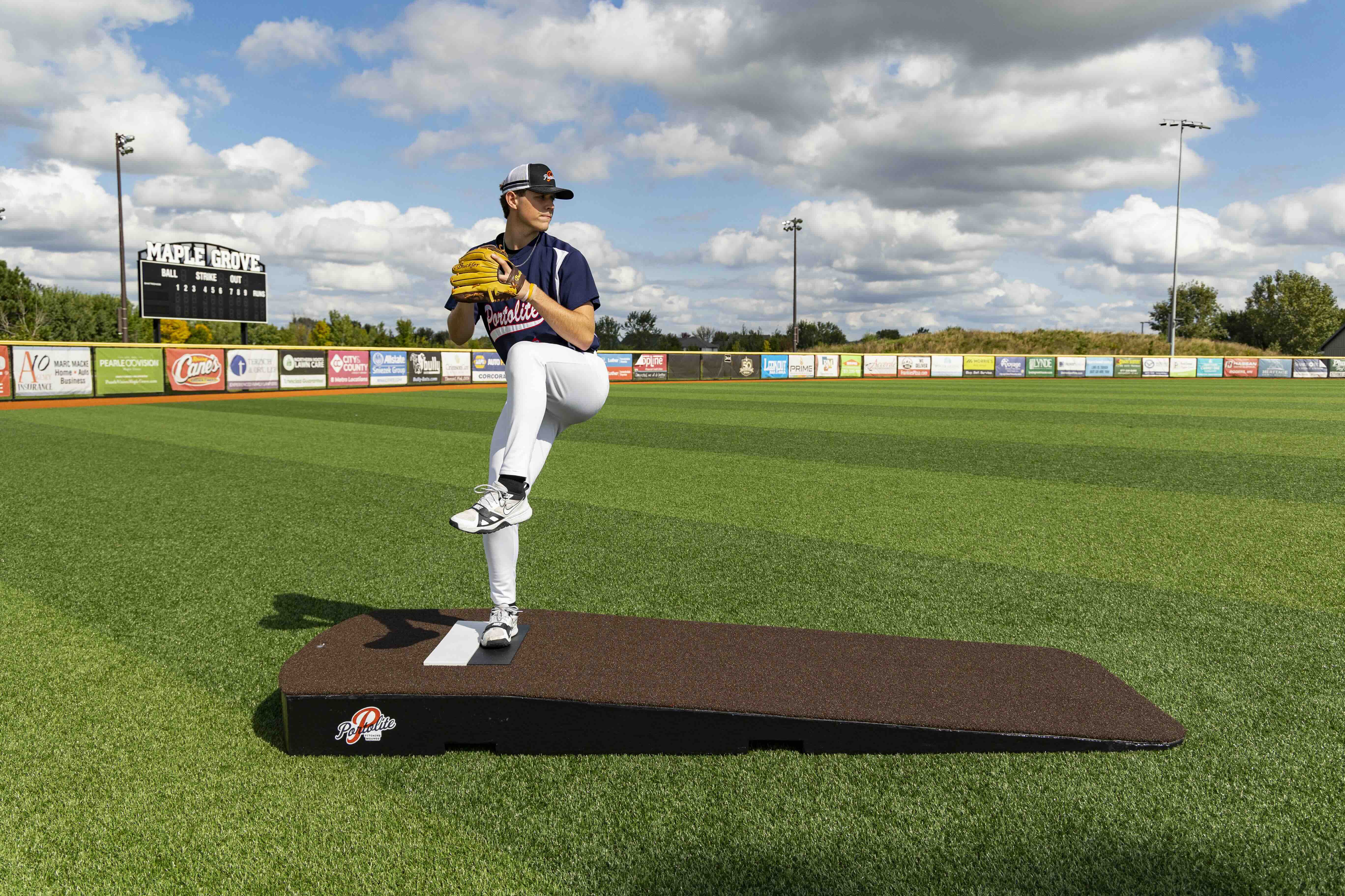 Portolite STANDARD One-Piece Practice Mound