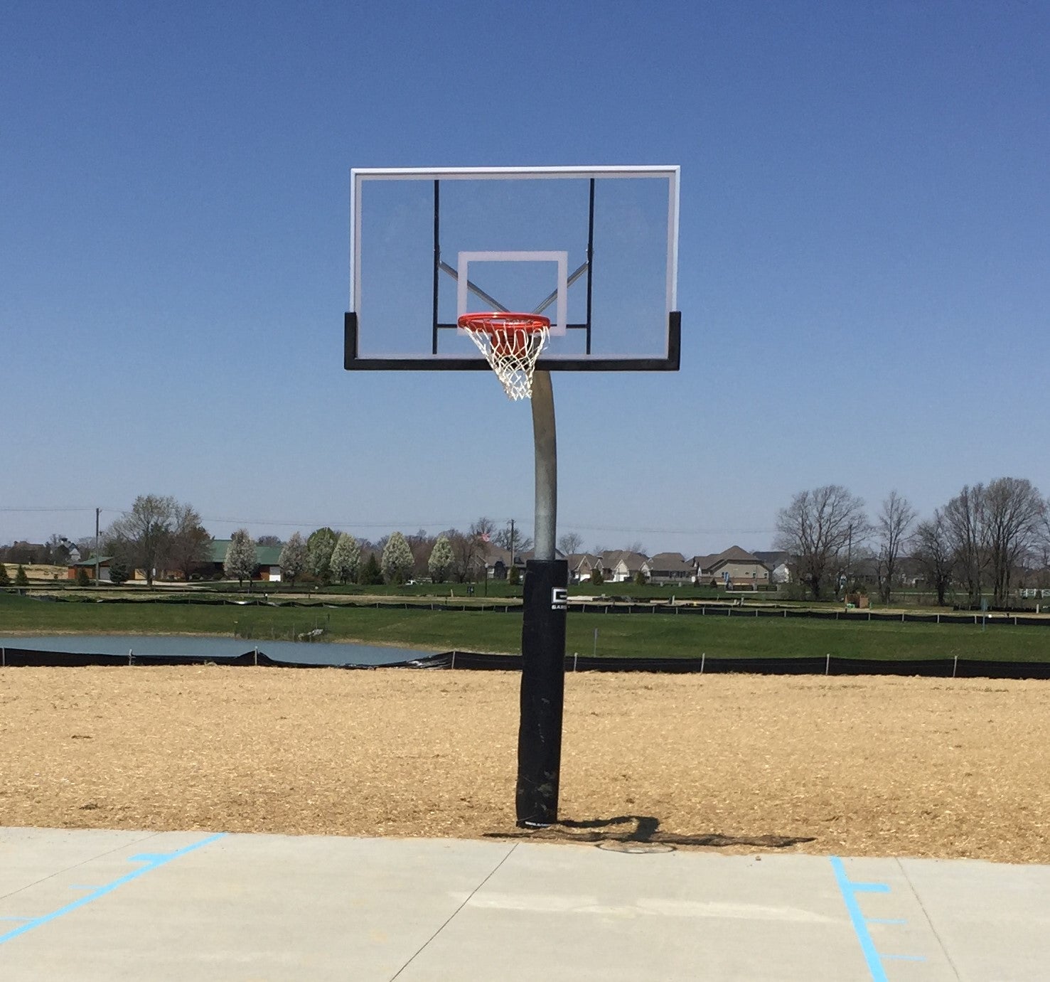 Gared Heavy Duty 5-9/16″ O.D. Gooseneck Basketball Package - 42″x72″ Acrylic Backboard, Breakaway Rim